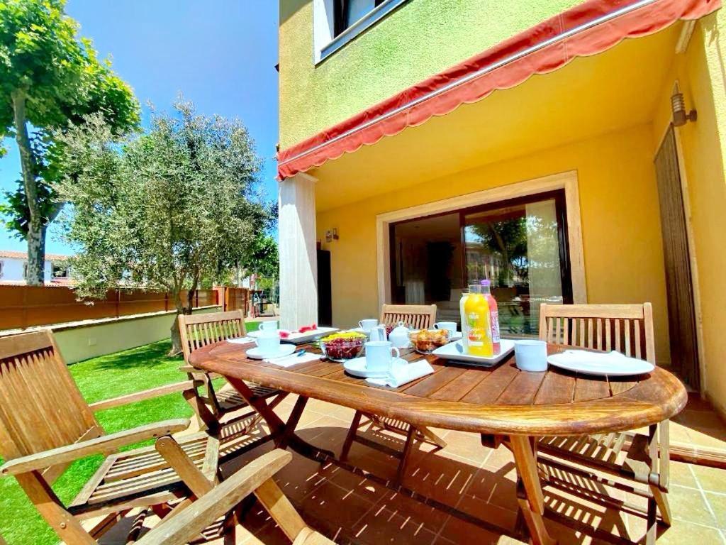 فيلا Casa Ylenia Castell-Platja d'Aro المظهر الخارجي الصورة