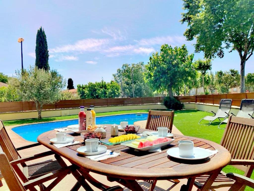 فيلا Casa Ylenia Castell-Platja d'Aro المظهر الخارجي الصورة